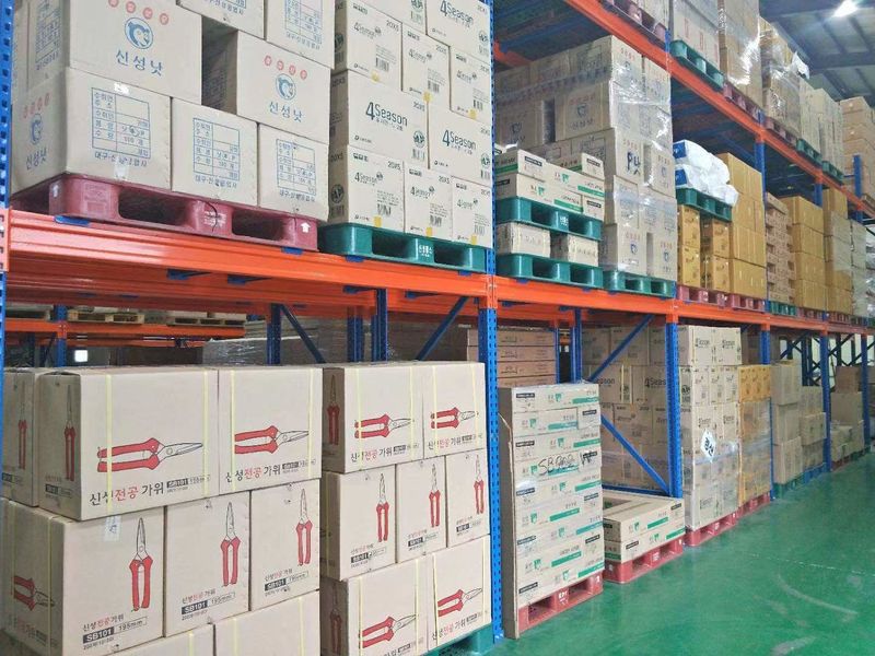 SINSEUNG TOOLS（QINGDAO） CORPORATION خط إنتاج المصنع