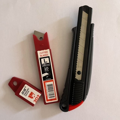 شراء Improve Your Cutting Efficiency with 18mm Cutter Blades Fits Most Knives التصنيع عبر الإنترنت