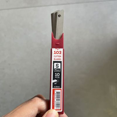 شفرة قابلة للكسر من الفولاذ الكربوني SK2 عالي الكربون بطول 86 مم مع 12 جزءًا لقصات نظيفة ودقيقة